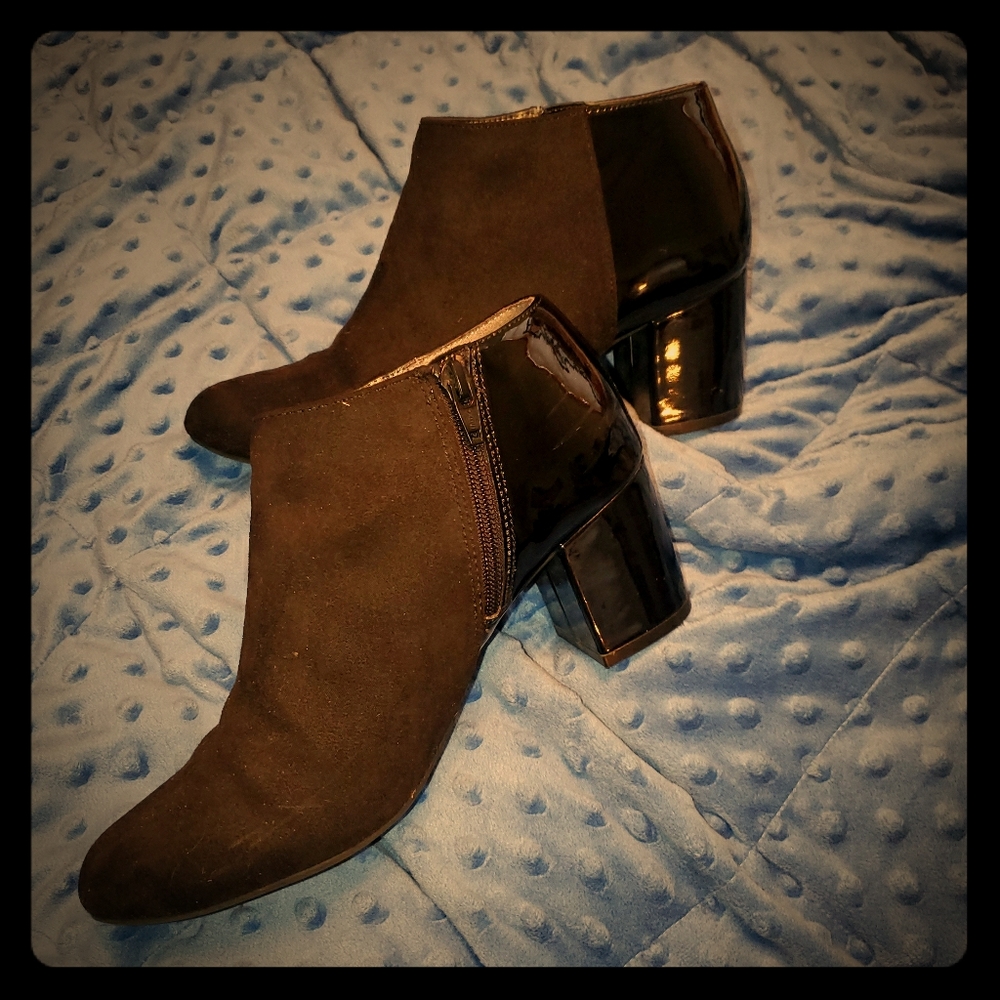 Black ankle booties